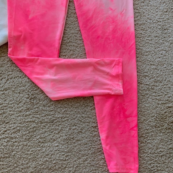 Neon Pink Tie Dye Leggings - Picture 5 of 7